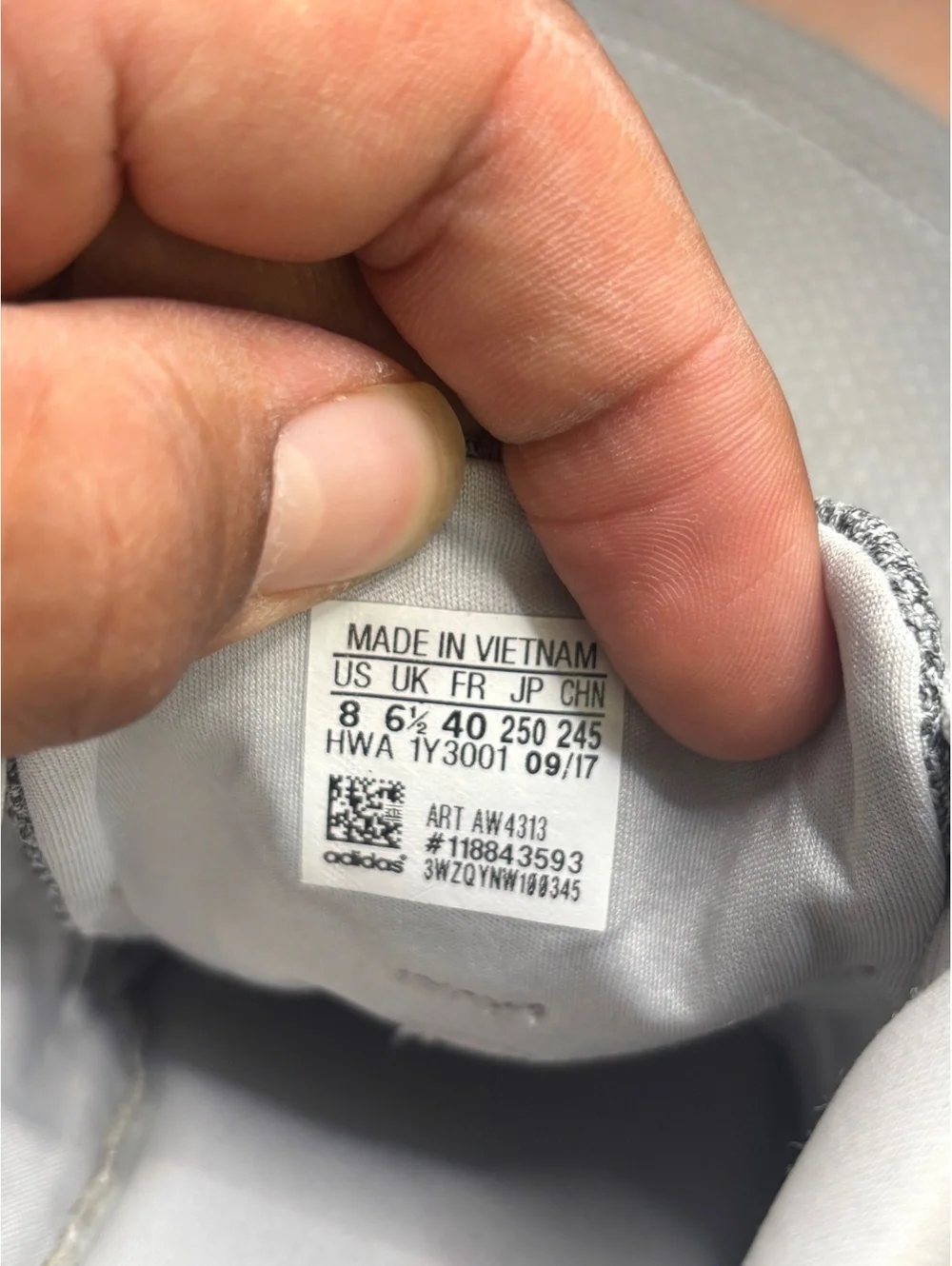 Adidas cloud foam QT racer grey white